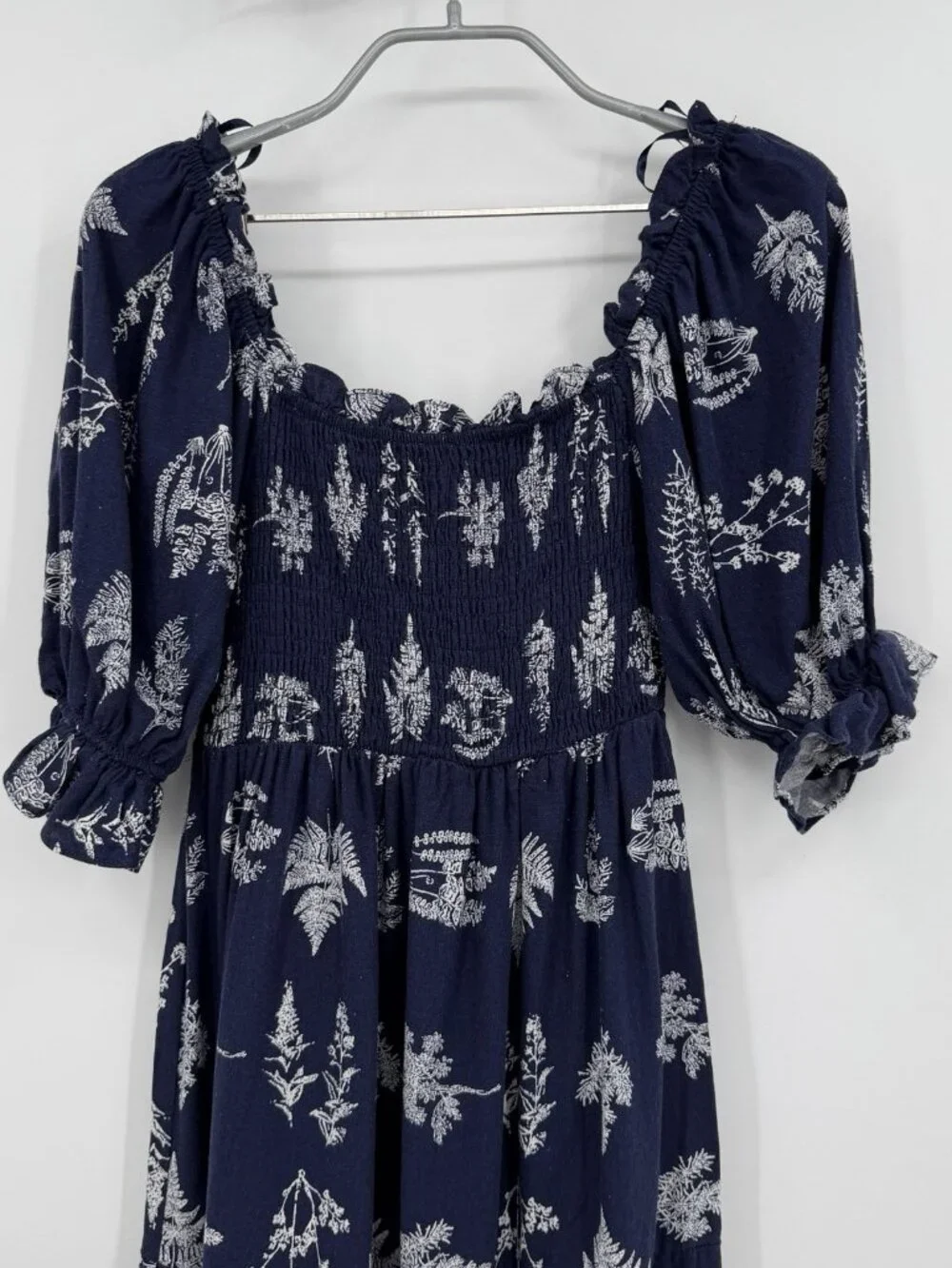Pomander Place Tuckernuck Beaufort Botanical Hannah Dress Smocked Midi size S - Picture 3 of 8